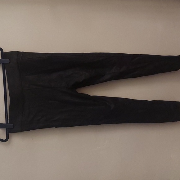 DEMOCRACY Glider Black Faux Leather Look Pull On Leggings - Picture 10 of 13